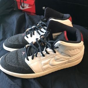 Jordan Retro 1s